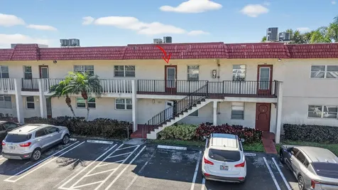 33 Abbey Lane Delray Beach FL 33446