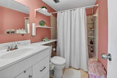 33 Abbey Lane Delray Beach FL 33446