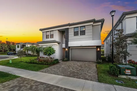 8260 Royal County Down Road Boca Raton FL 33434