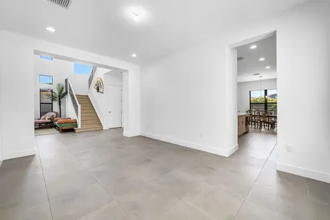 8260 Royal County Down Road Boca Raton FL 33434