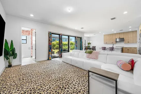 8260 Royal County Down Road Boca Raton FL 33434