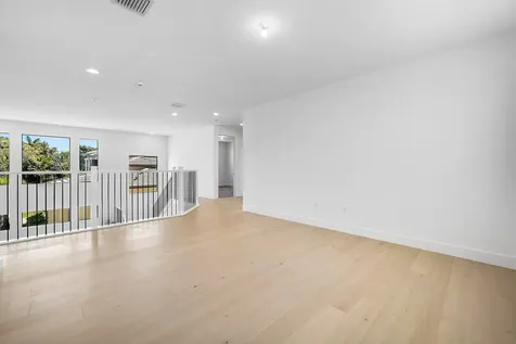 8260 Royal County Down Road Boca Raton FL 33434