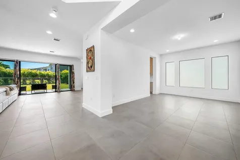 8260 Royal County Down Road Boca Raton FL 33434