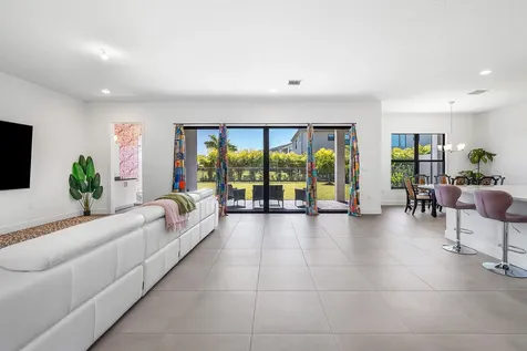 8260 Royal County Down Road Boca Raton FL 33434