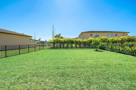 8260 Royal County Down Road Boca Raton FL 33434