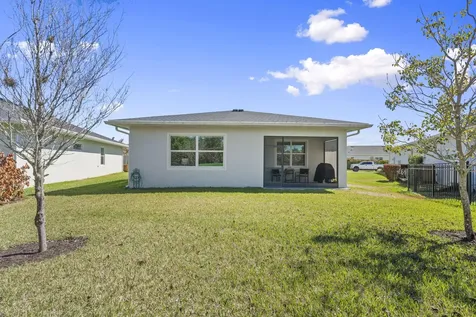 524 Se Mulberry Way Port Saint Lucie FL 34984