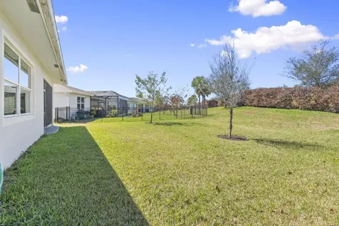 524 Se Mulberry Way Port Saint Lucie FL 34984