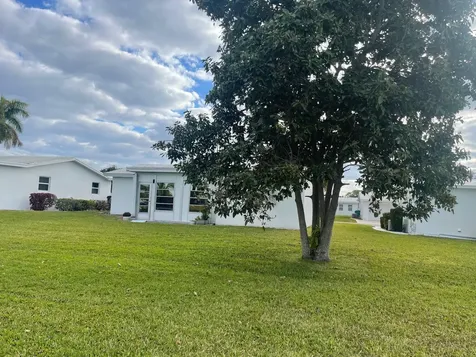 131 NW 14th Street Boynton Beach FL 33426