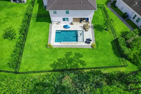 684 Sw Pennfield Terrace Stuart FL 34997