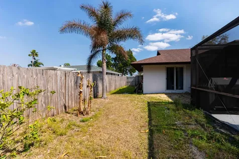 138 Nw Friar Street Port Saint Lucie FL 34983