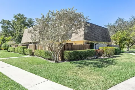 2893 SW 22nd Circle Delray Beach FL 33445