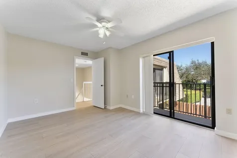 2893 SW 22nd Circle Delray Beach FL 33445