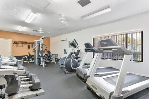 2893 SW 22nd Circle Delray Beach FL 33445