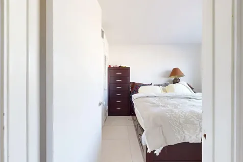 302 Lake Osborne Drive Lake Worth Beach FL 33461