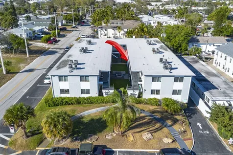 302 Lake Osborne Drive Lake Worth Beach FL 33461