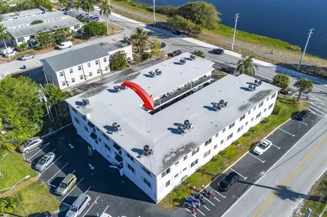 302 Lake Osborne Drive Lake Worth Beach FL 33461