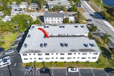 302 Lake Osborne Drive Lake Worth Beach FL 33461