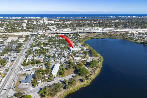 302 Lake Osborne Drive Lake Worth Beach FL 33461