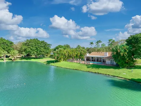 7691 Estrella Circle Boca Raton FL 33433