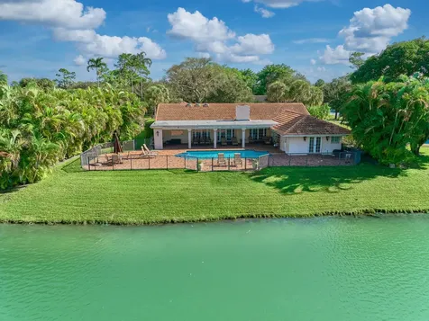 7691 Estrella Circle Boca Raton FL 33433