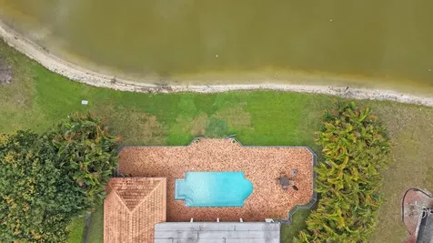 7691 Estrella Circle Boca Raton FL 33433