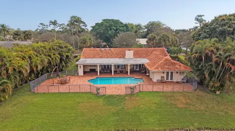 7691 Estrella Circle Boca Raton FL 33433