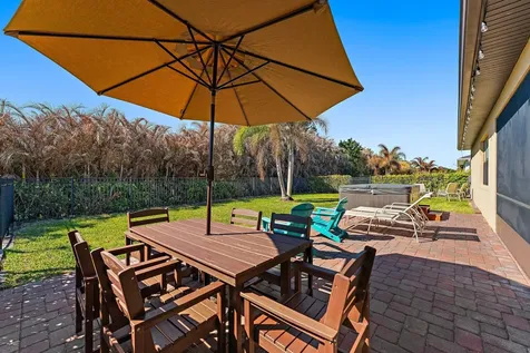 6291 Arcadia Square Vero Beach FL 32966