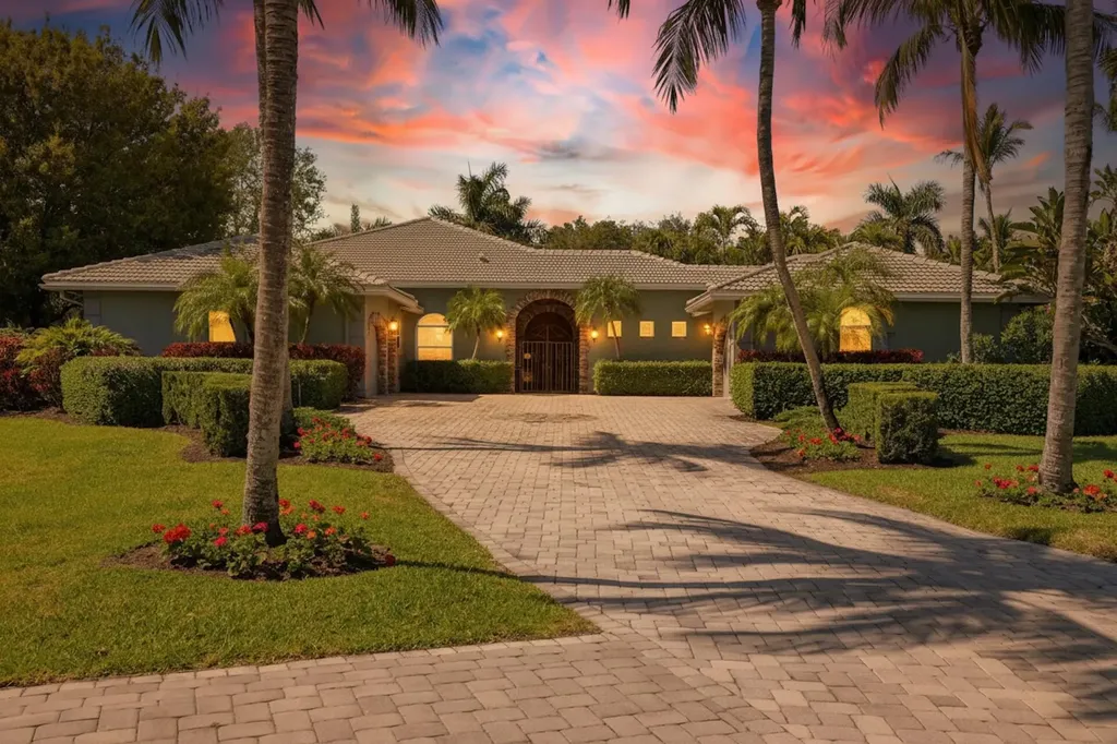 8634 Sawpine Road Delray Beach FL 33446