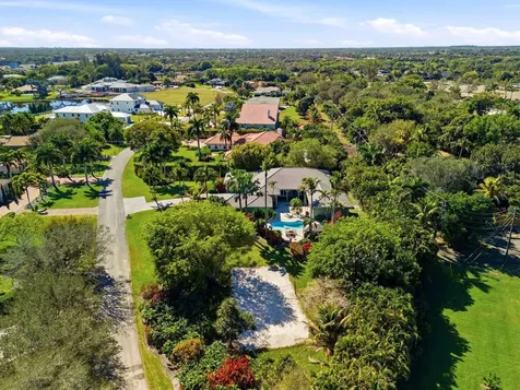 8634 Sawpine Road Delray Beach FL 33446