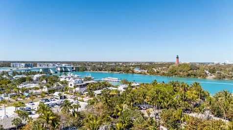 755 Saturn Street Jupiter FL 33477