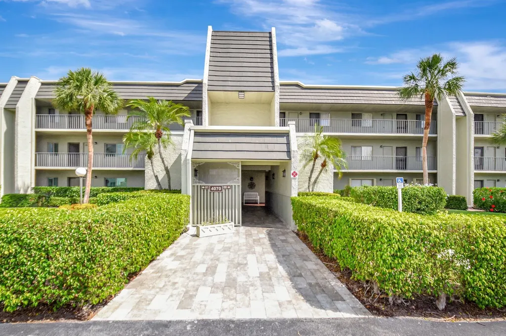 4070 Tivoli Court Lake Worth FL 33467