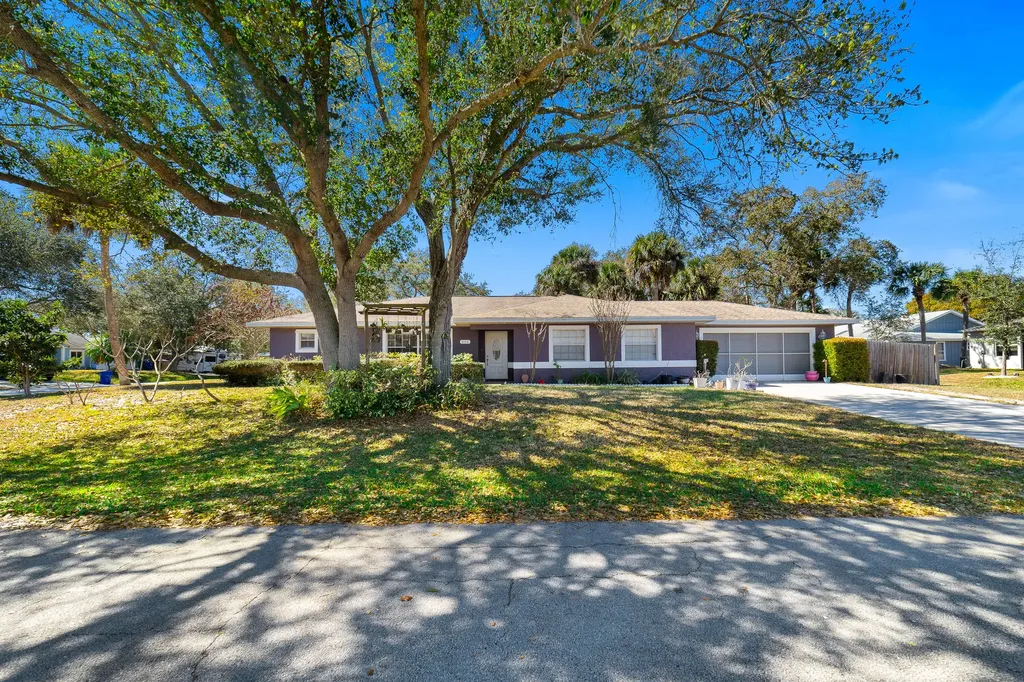 686 Joy Street Sebastian FL 32958