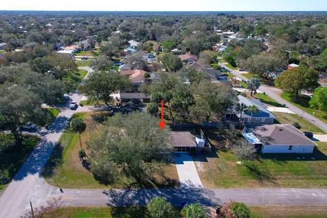 686 Joy Street Sebastian FL 32958