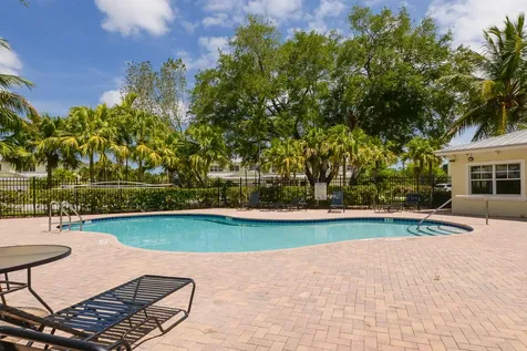 2555 Creekside Drive Fort Pierce FL 34981