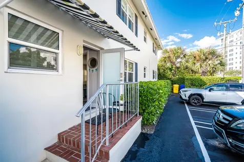 100 Venetian Drive Delray Beach FL 33483