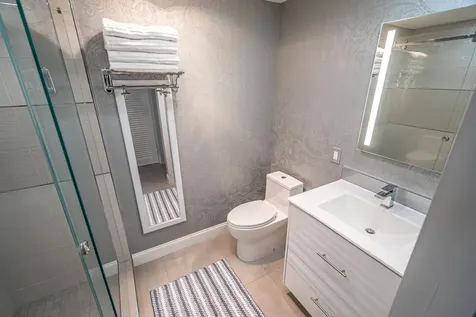 100 Venetian Drive Delray Beach FL 33483