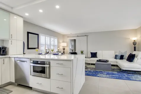 100 Venetian Drive Delray Beach FL 33483
