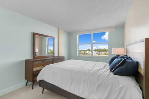 1009 N Ocean Boulevard Pompano Beach FL 33062
