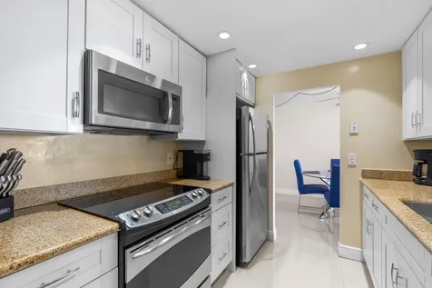 1009 N Ocean Boulevard Pompano Beach FL 33062