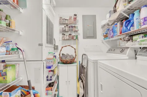 309 Knotty Pine Circle Greenacres FL 33463