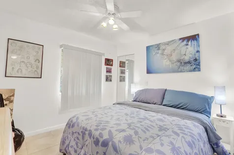 309 Knotty Pine Circle Greenacres FL 33463