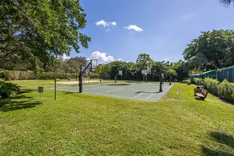 2910 Banyan Boulevard Circle Boca Raton FL 33431