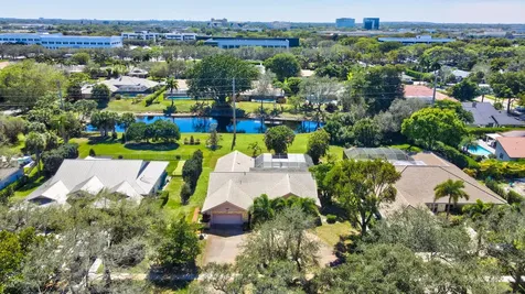 2910 Banyan Boulevard Circle Boca Raton FL 33431