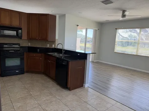 333 Berenger Walk Royal Palm Beach FL 33414
