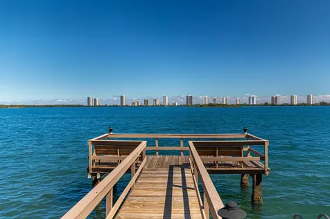 101 Doolen Court North Palm Beach FL 33408