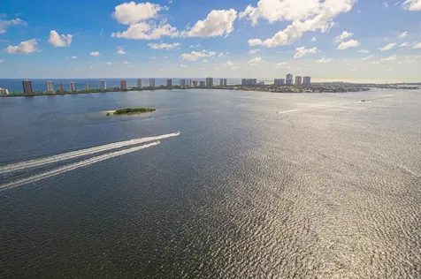 101 Doolen Court North Palm Beach FL 33408
