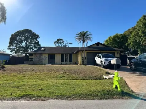1552 Se Ladner Street Port Saint Lucie FL 34983