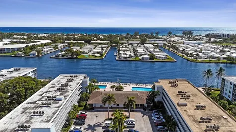 2012 S Federal Highway Boynton Beach FL 33435