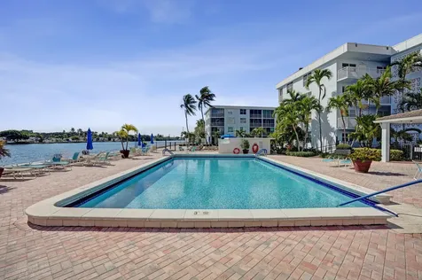2012 S Federal Highway Boynton Beach FL 33435