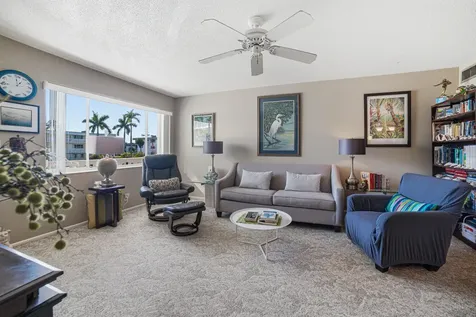 101 Doolen Court North Palm Beach FL 33408